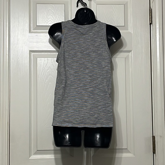 Black & whte Loft tank top size S - Picture 2 of 3